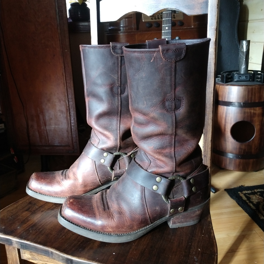 Women's Ariat boots